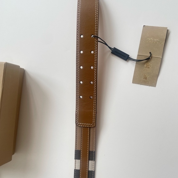 Burberry Belt. NWT. - Picture 11 of 11